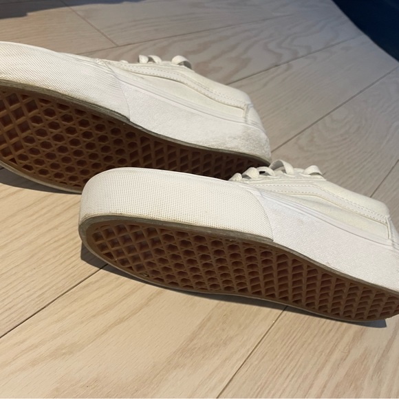 White Vans - Picture 3 of 5